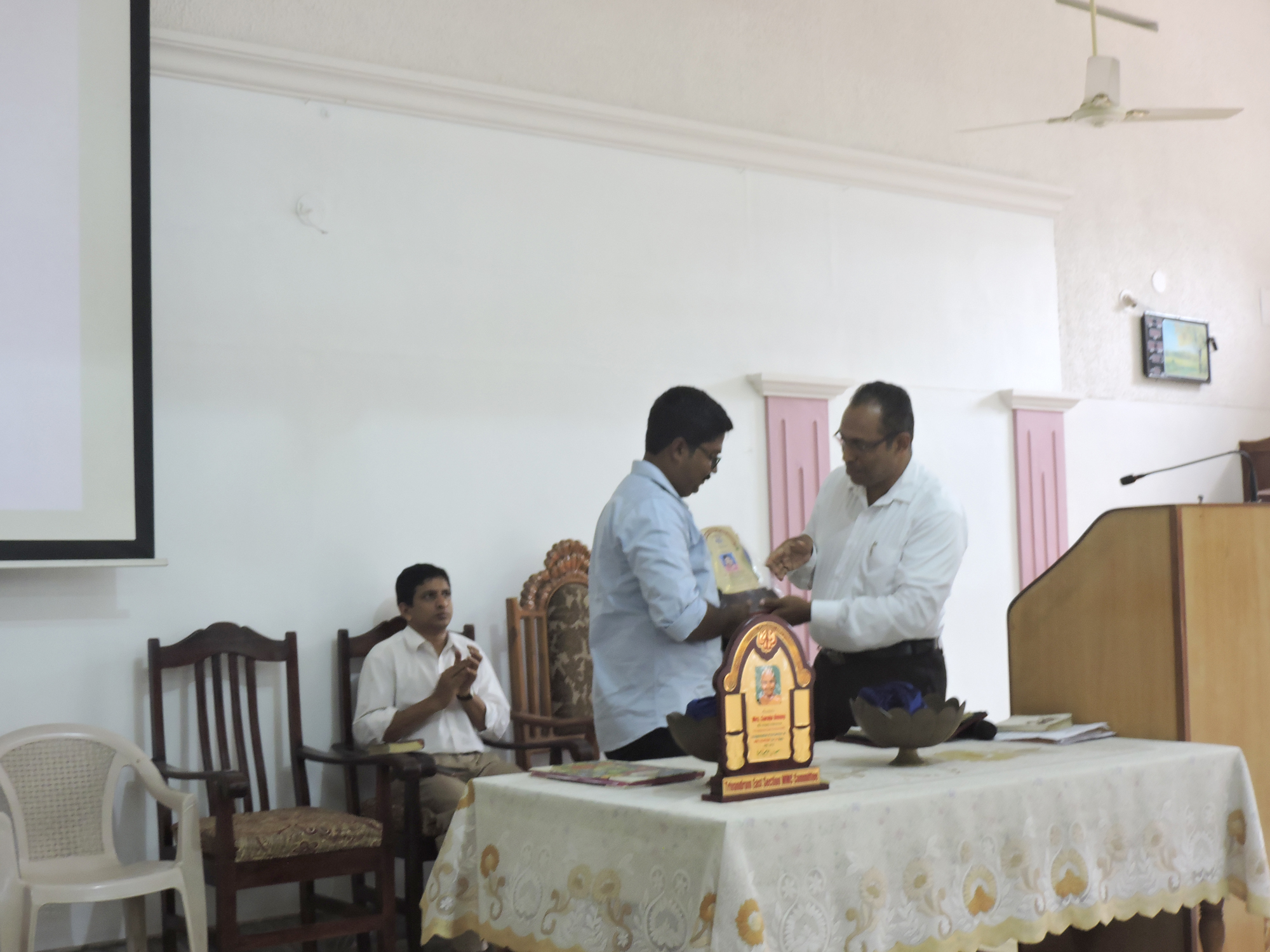 Congratulating Dr. Alex Rufus 15 12 2019